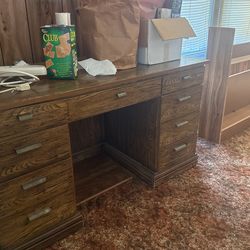 Free Laminate Desk