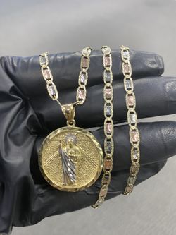 10k Valentino Chain With San Judas Charm 