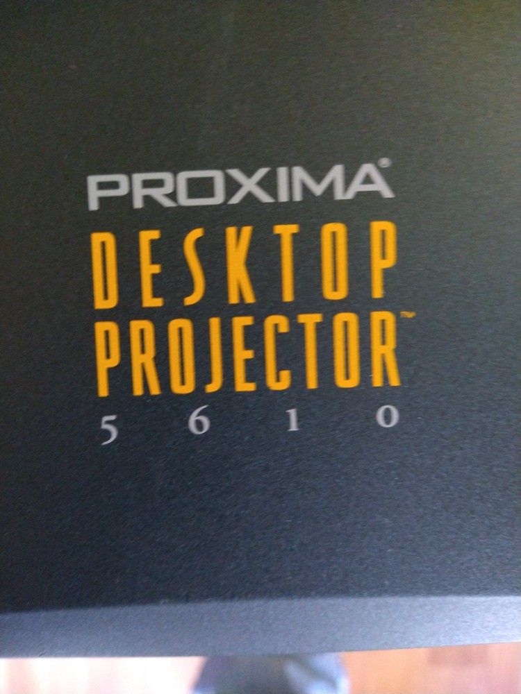 Próxima Desktop Projector 5610