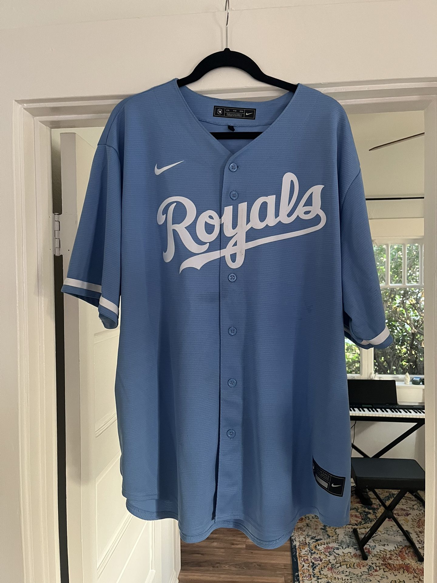 Kansas City Royals - Bobby Witt Jr - Men's Replica Jersey - Size XXL for  Sale in San Diego, CA - OfferUp