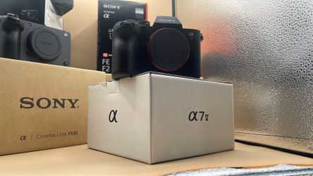 Sony a7 V open box