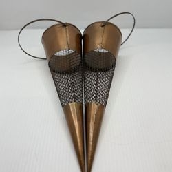 15” Indoor Outdoor Cone Wall Planter (2- Pack)
