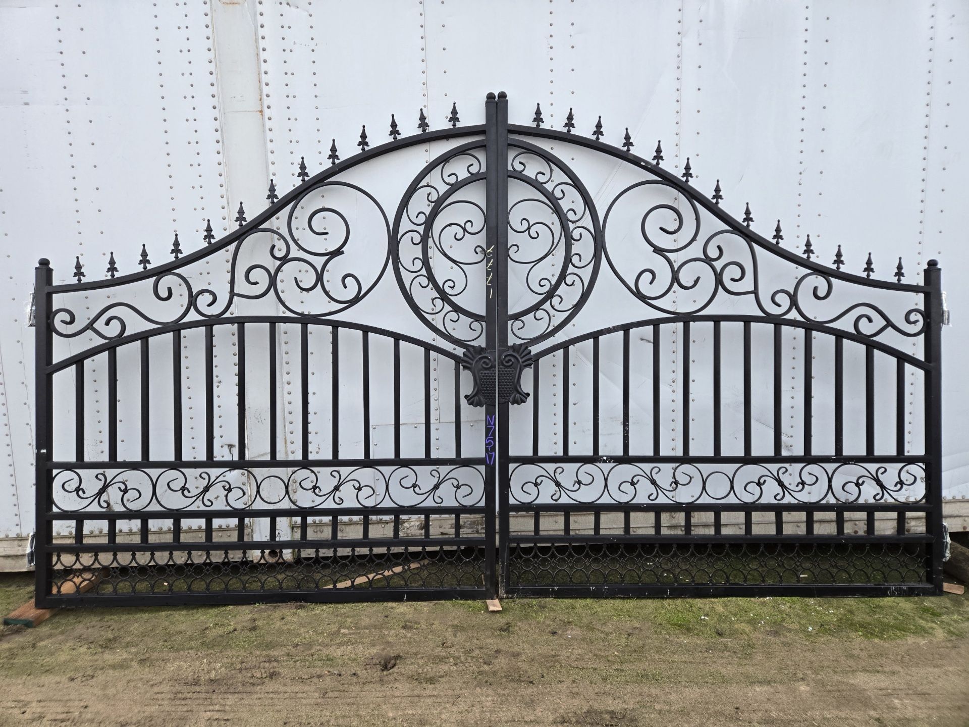 14’ Driveway Gates