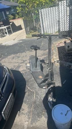 Swinn 12v electric scooter