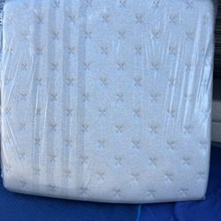 Leesa Oasis Chill King Size Mattress