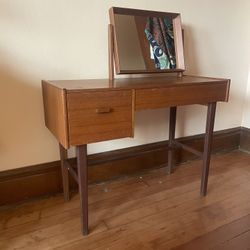 Vanity Mid Century Modern