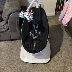4moms MamaRoo Multi-Motion Baby Swing, Bluetooth Enabled