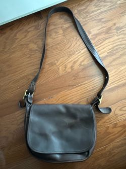 LADIES VINTAGE 1990 COACH PATRICIA LEGACY FLAP CROSSBODY BAG  9951 MINOR SCUFFS NO RIPS/TEARS/STAINS (BROWN)