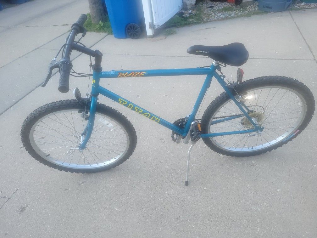 Titan Blaze 20"FRAME 21-SPEED 26.x1.95 TIRES