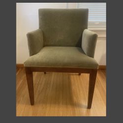HD Buttercup Side Chair