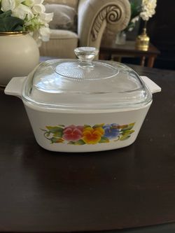 Corning Ware Casserole Dish with Glass Lid