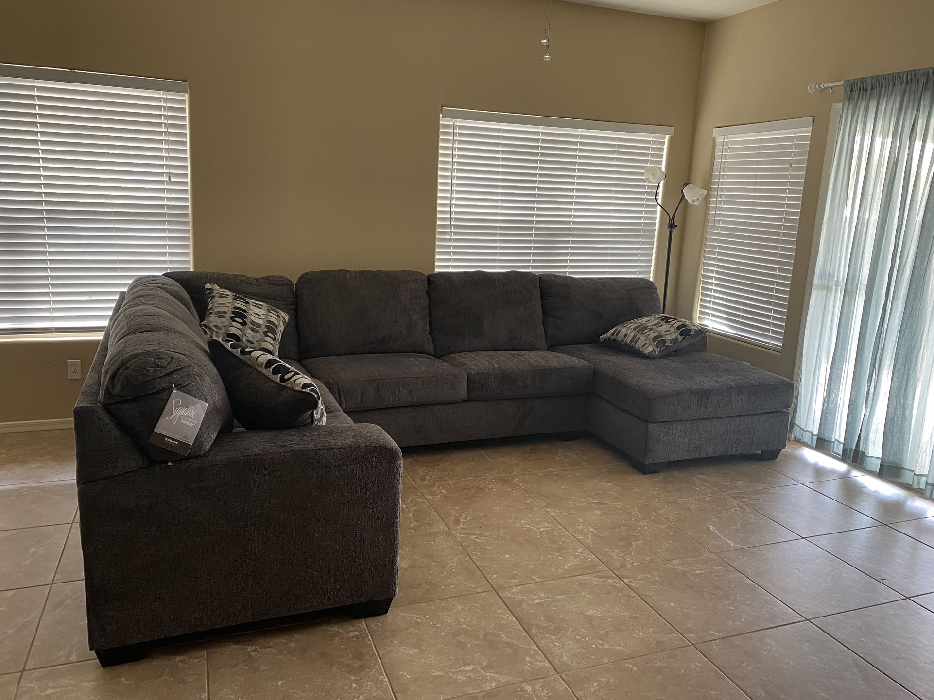 Sectional Couch 