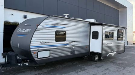 2019 COACHMEN CATALINA