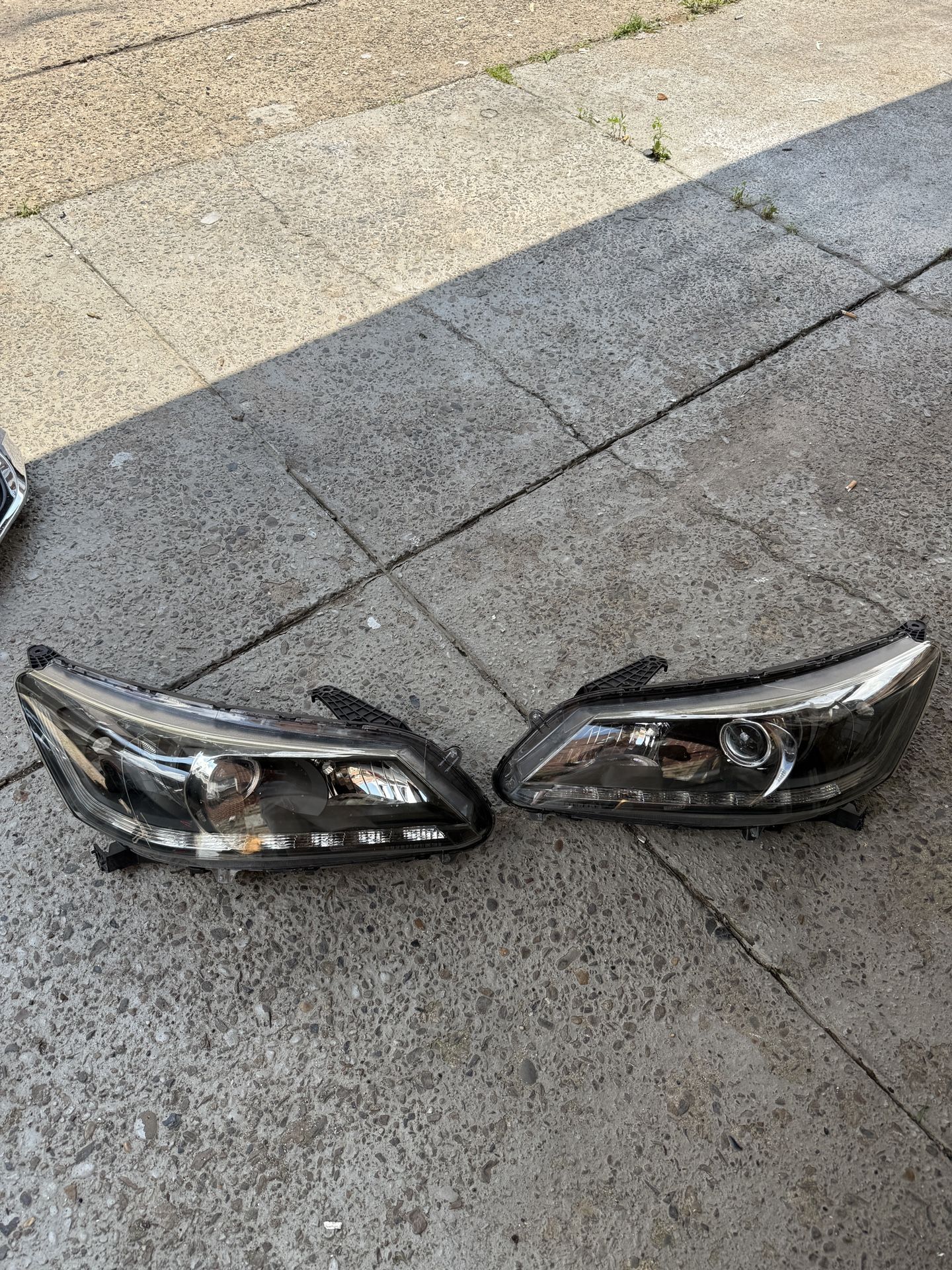 2013 Honda Accord Headlights 