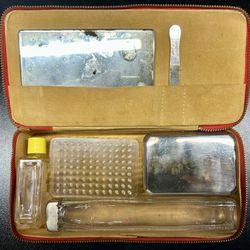 Men’s Vintage Travel Leather Kit