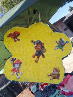 Piñatas