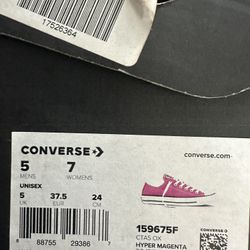 Brand New Pink Converse Chuck Taylor 