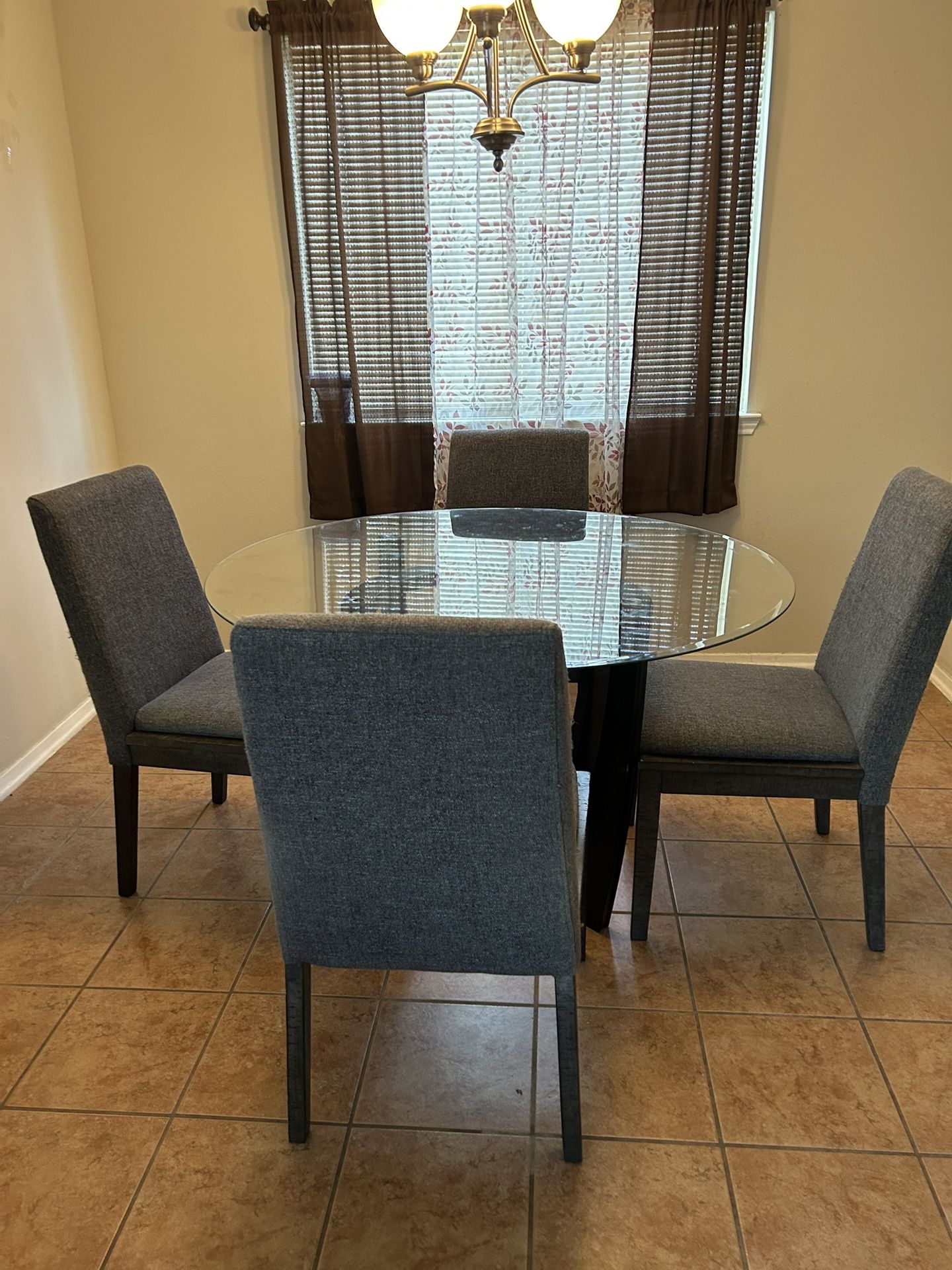 Dinette Table