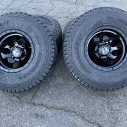 Brand New 16x10 -44 offset Off Road Wheels & Tires Gloss Black 6x139 Price Firm