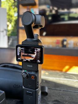 DJI Osmo Pocket 3-Axis Gimbal Camera