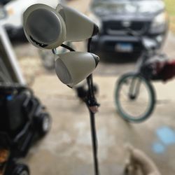 Flexible 3 Bulb Standing Lamp