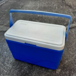 Nice COLEMAN COOLER