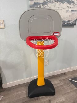 Little Tikes basketball hoop