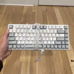 Niz Plum Membrane Keyboard 