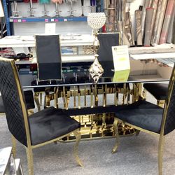 7 Pc Dinning Table $1,999.99