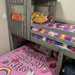 Kids bed