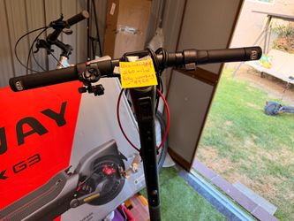 2025 Black Segway NineBot Max G3 Elect Scooter/260 miles unbounded 