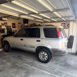HONDA CRV (clean Title) 1999