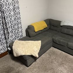 Sectional W/ Full Sleeper