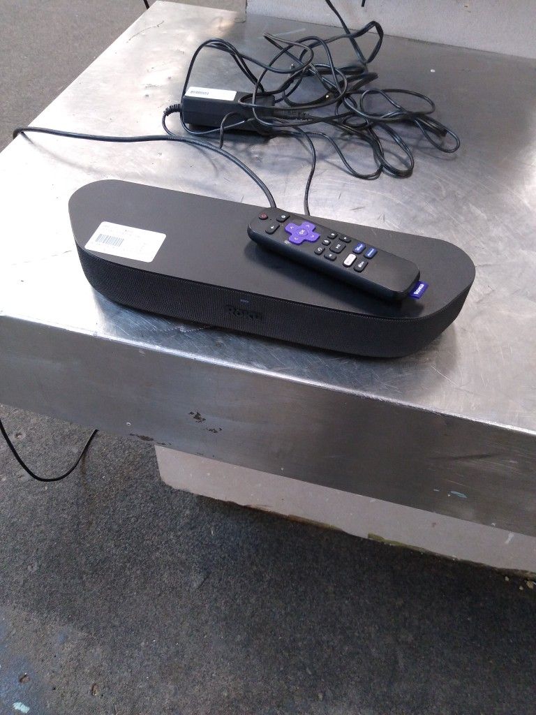 Small Roku Speaker With Remote And Built In Roku Software 