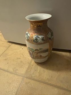 Japanese Satsuma Style Porcelain Vase