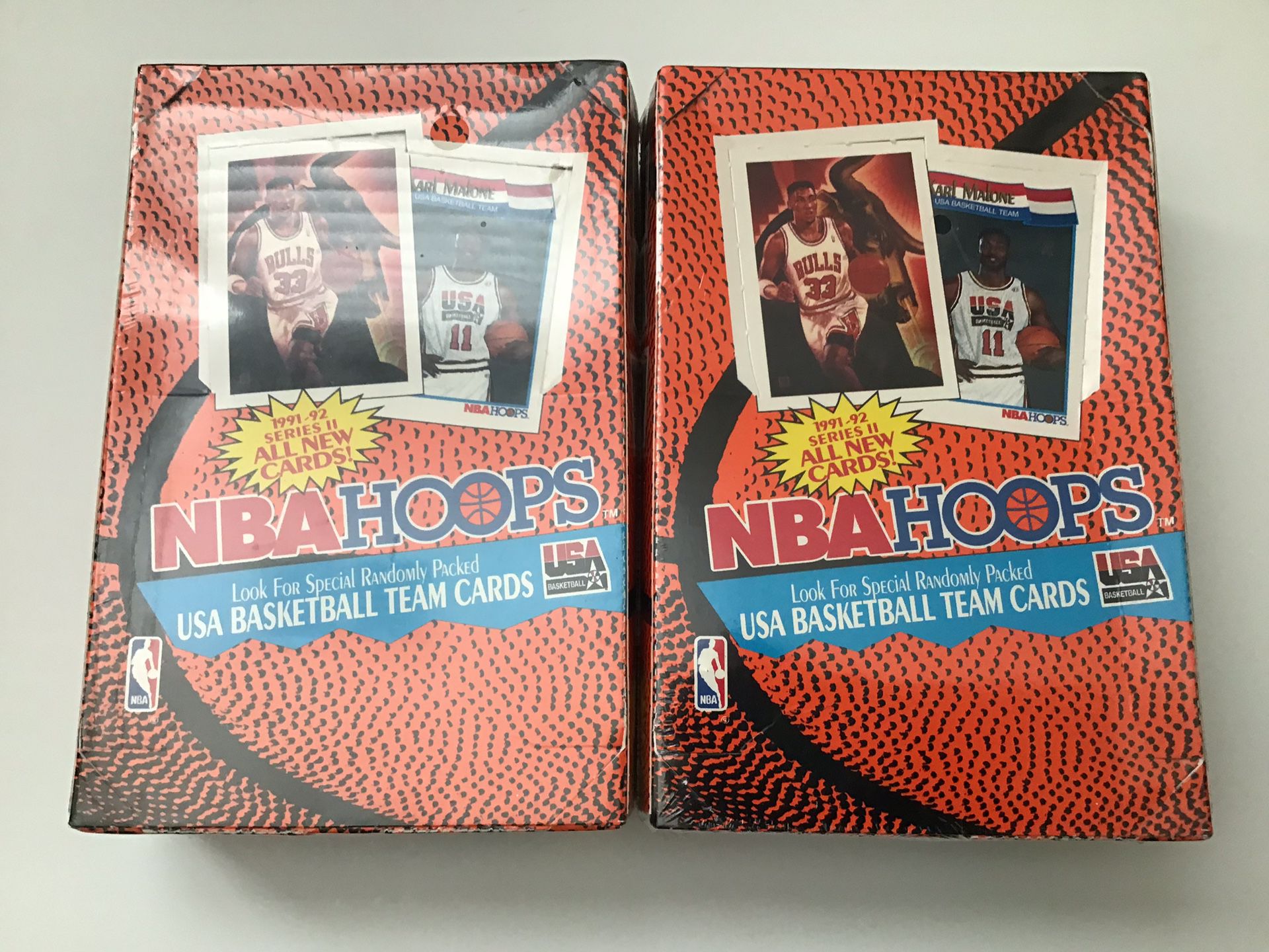 1991-1992 NBAHOOPS 2 factory sealed boxes.