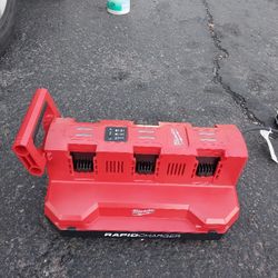 M18 Rapid Charger 6 Pac 