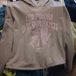 Women's pullover hoodie