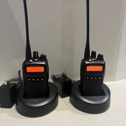 Lot Of 2 Motorola  VX-454-G7-5 UHF 450to512 MHz 5W  Two Way Radios 