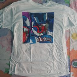 Marvel Comics Venom shirt

Size LARGE & EXTRA LARGE

$30 each
Price is FIRM 

Message if interested 