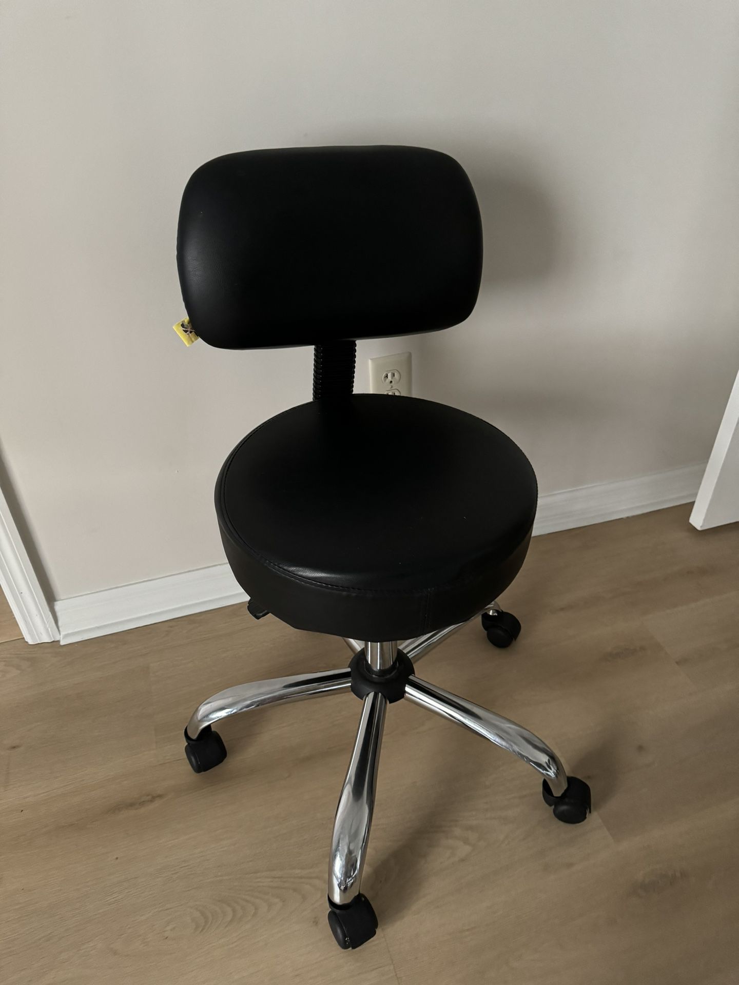 Spa/Swivel Chair 