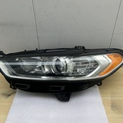 FORD FUSION HEADLIGHT DRIVER SIDE HALOGEN 2013 - 2016 Used Oem 