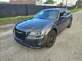 2019 Chrysler 300