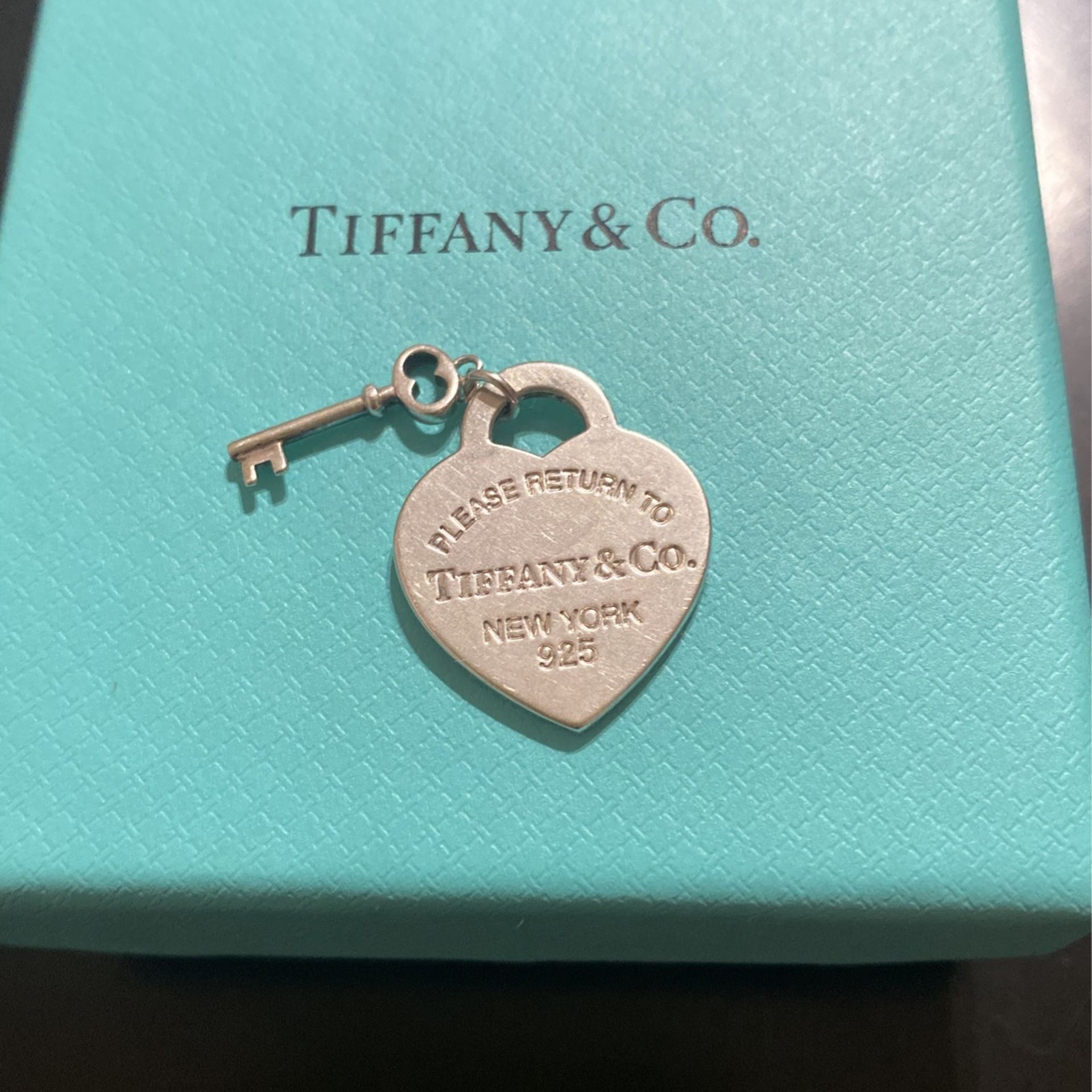 Tiffany & Co Pendant Heart