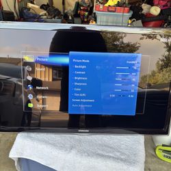 📺 Samsung 40” LED TV – Model UN40D6000SF
