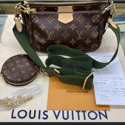 Louis Vuitton 5 Piece Interchangeable Bag.