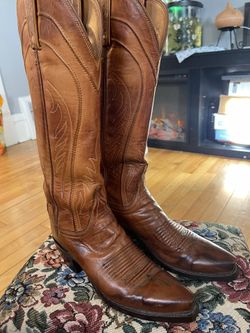 Boots For Women’s . 1883 Lucchese Pricilla Size  6.5