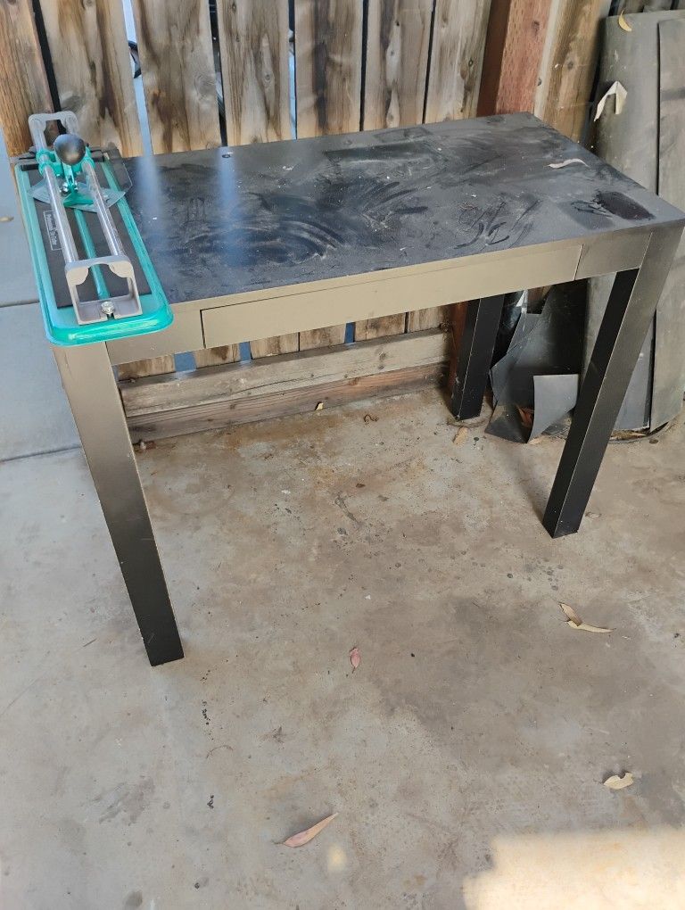 Small Desk Table