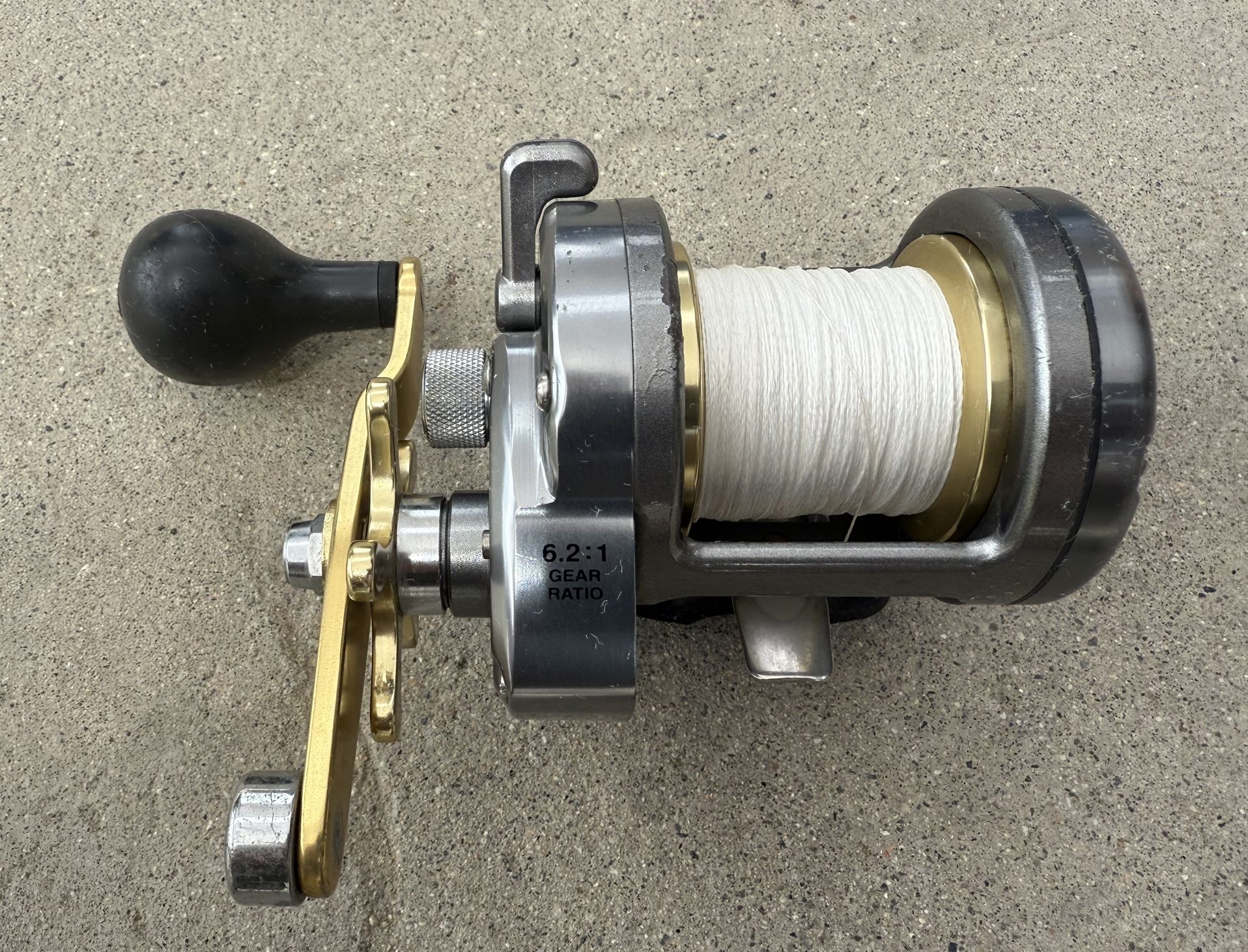 Shimano Torium 14 Conventional Saltwater Fishing Reel