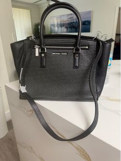 Pretty Stuff (  ASK FOR PRICE )
